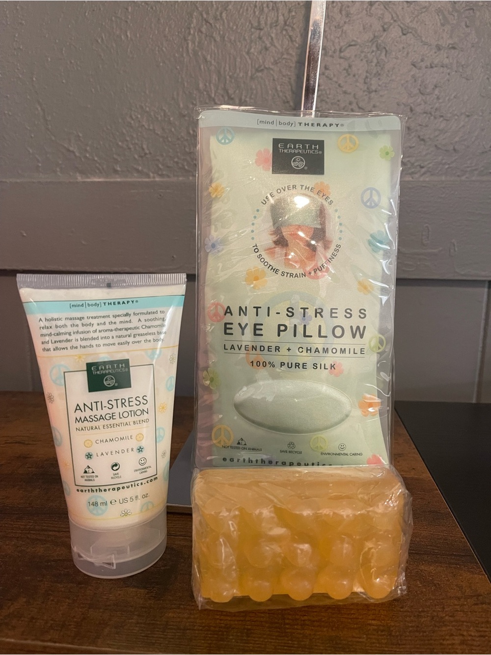 Earth Therapeutics Anti-Stress Eye Pillow, Massage Lotion and Soap Set